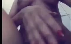 Ethiopian habesha Amy Gonjo showing her pussy and ass