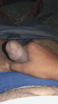 Je suis un Indien qui se fait sodomiser dans la nature