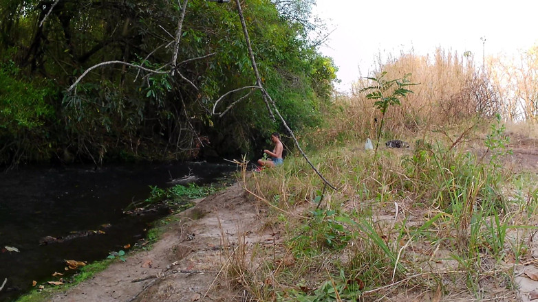 Victor SweetCoupleStories: La rencontre avec un inconnu à une cascade se termine par...