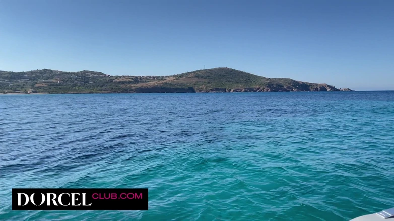 Dorcel Club: Niegrzeczna wycieczka na łodzi