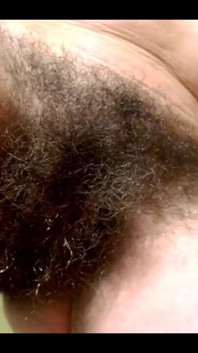 Pee with Pussy Wide Open in Close-up