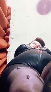 Nylon Clad Obryně