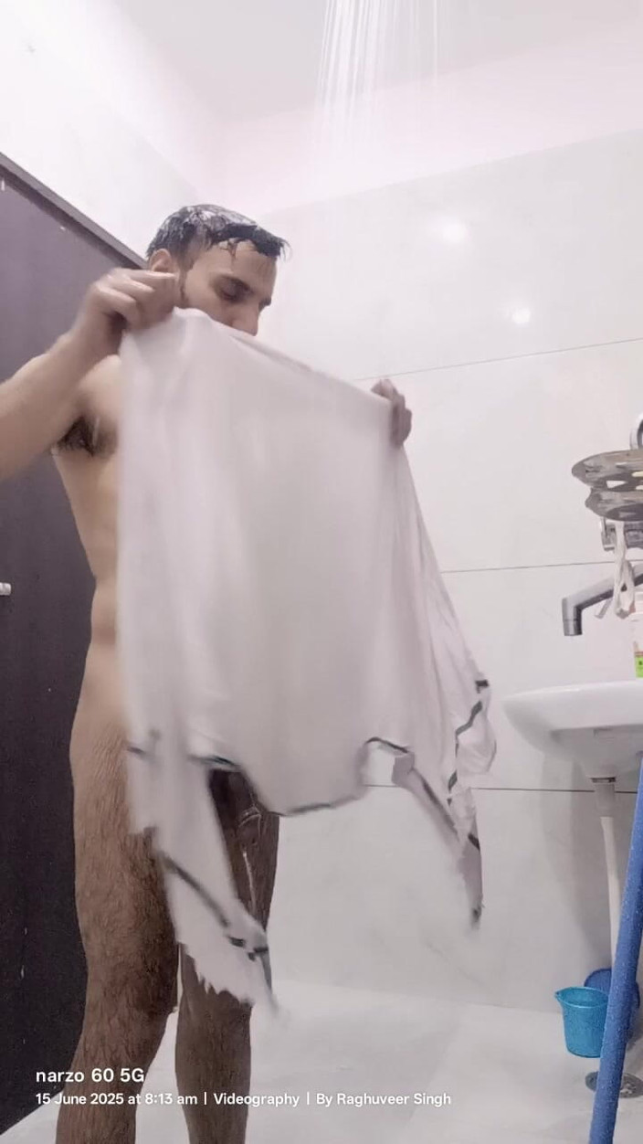 Rajasthani-old-lover: Cieszyć się prysznicem