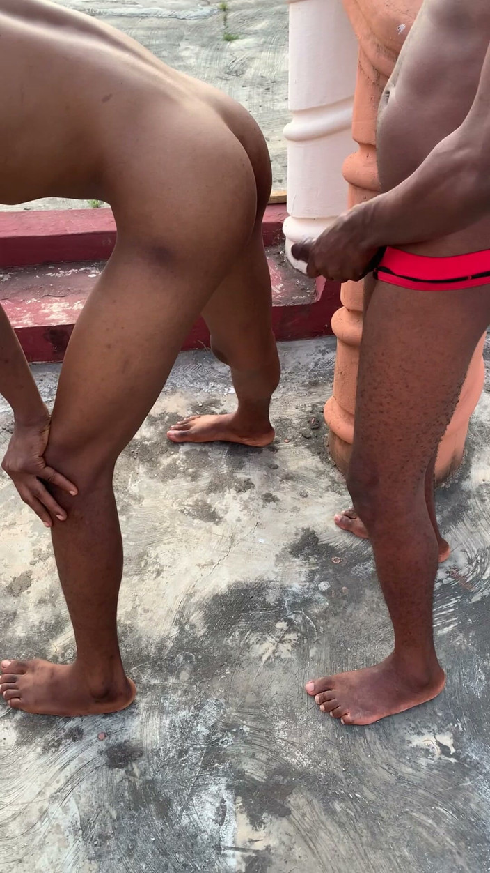 Purplecum: Fucking Him Outdoor