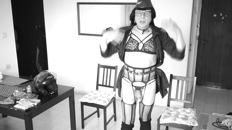 Voyager: Stunning Lingerie - It Fits Her Flawlessly