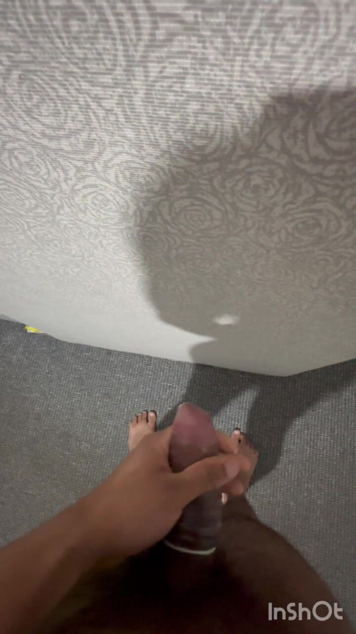 Dick dank: Garoto se masturbando em camisinha