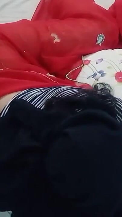 XXX Desi Pakistani Stepsister (stepsister) Sara Was Called From India to Lahore and Her Pussy Was Fucked a Lot (Desi Pub)