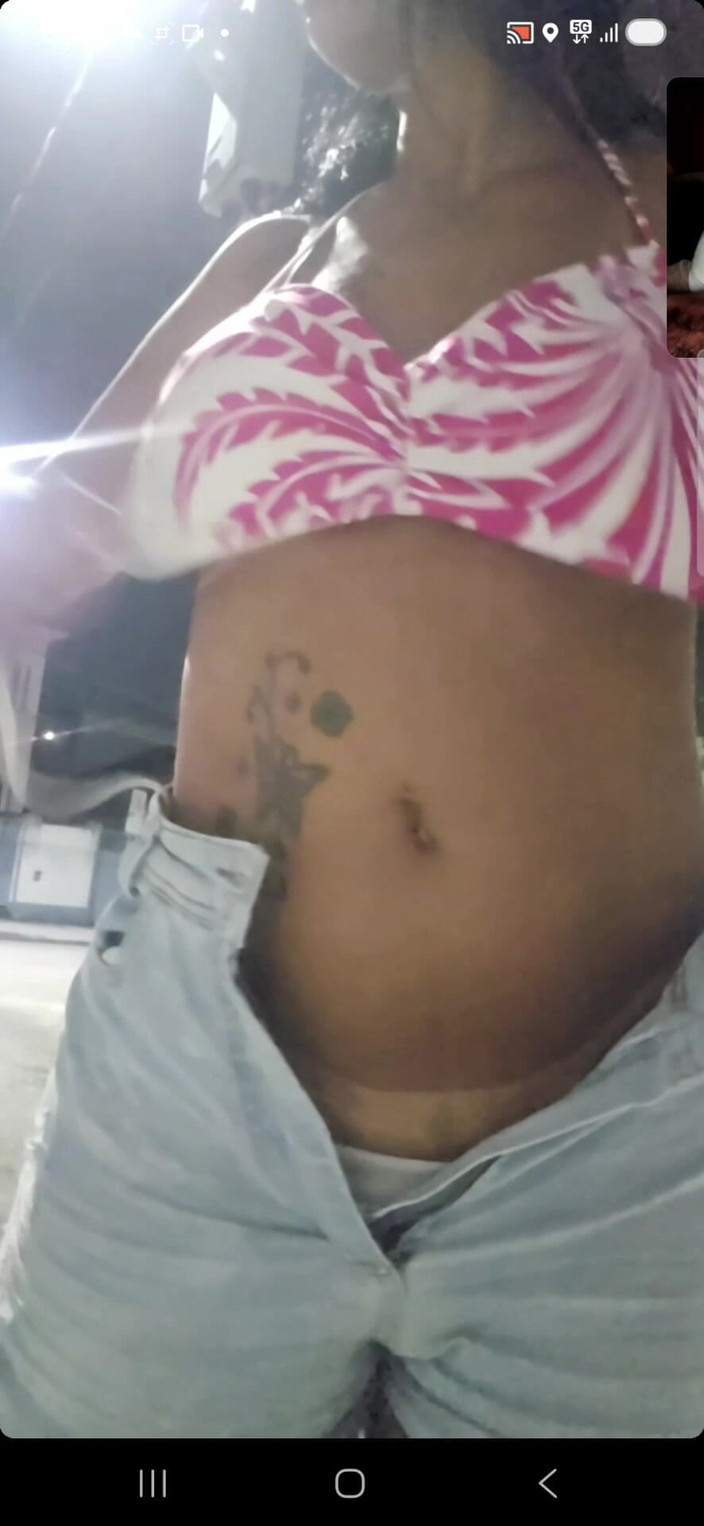 Renata Frazao: 路上でのビデオ通話