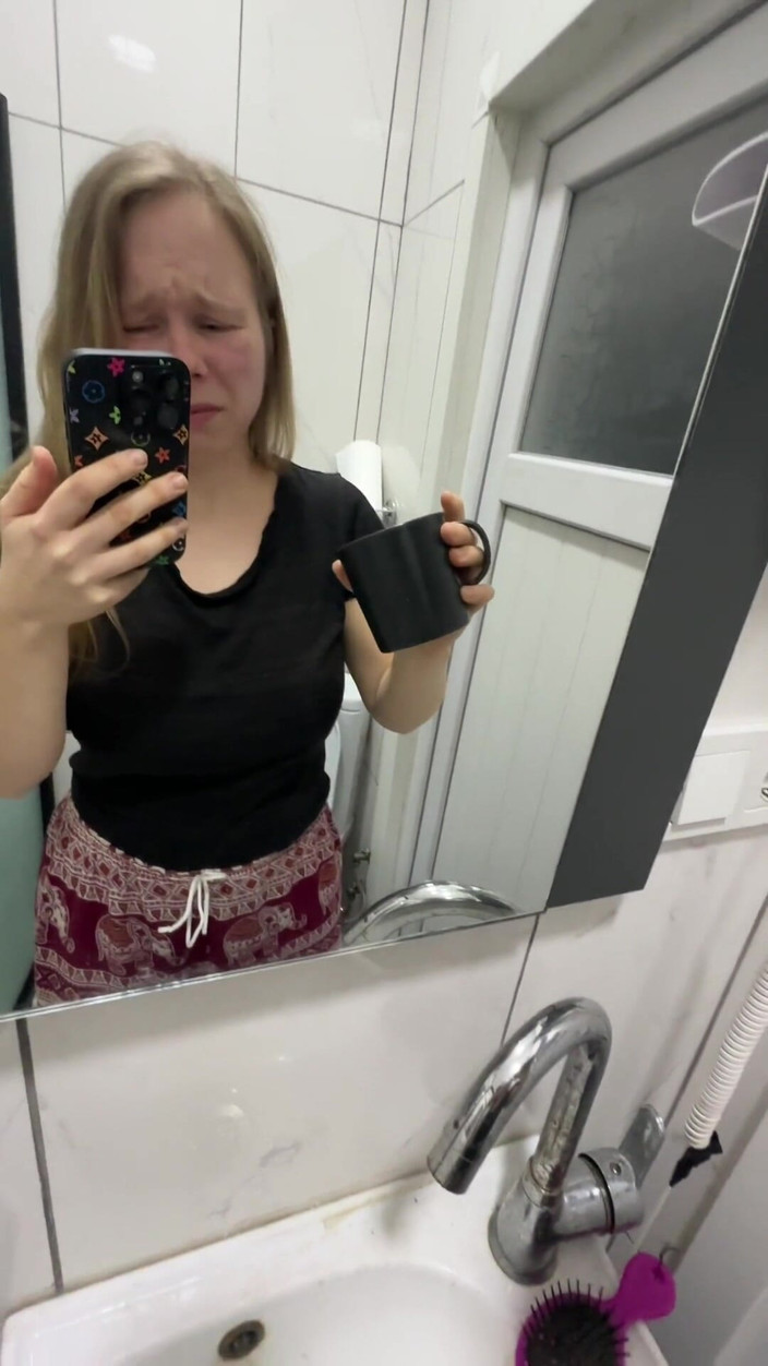 SweetLucy96: Ich musste dringend pinkeln