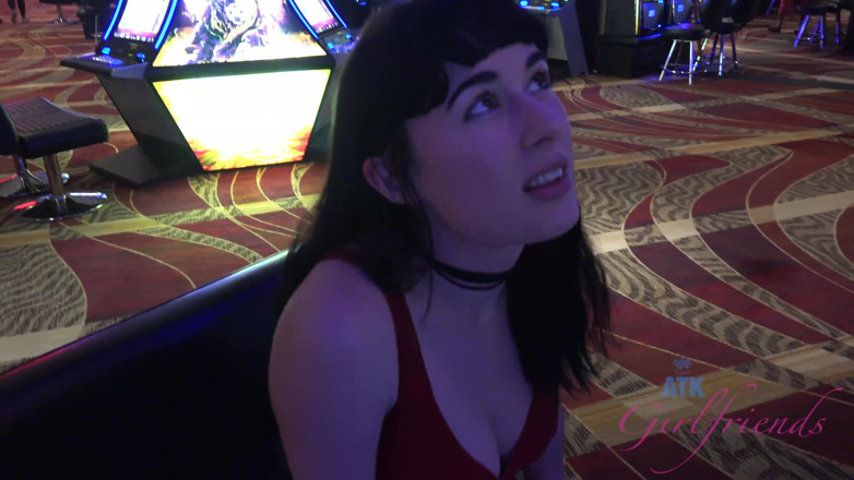 ATK Fans (Girlfriends): Virtual vacation in Las Vegas with Olive part 1