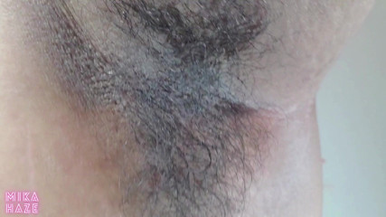 Mika Haze: Hairy armpit worship