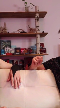 Primeira cena pornô com uma mulher trans francesa sexy, fode sem camisinha e gozada intensa