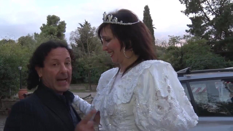 King Of Amateur: din men dulhan, raat tak randi