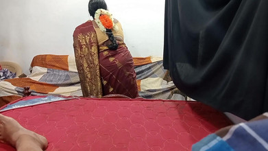 Veni: Madrastra tamil atrapó hijastro sacudiendo la polla que ella ofreció...