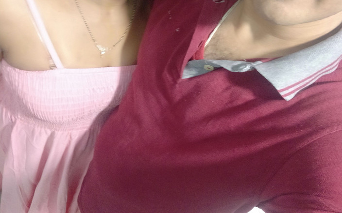 Popmini: 인도 모델 샬리니와의 사진작가 니킬 핫한 로맨스와 섹스