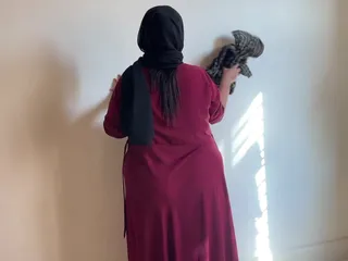 Aria Mia: Hijab Hookup - Curvy Muslim Real Maid Fucked by Home Owner...