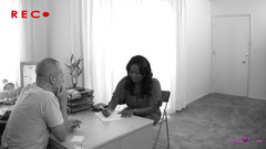 Naughty Black Girls: Bărbatului alb matur îi place să fută fete negre țâțoase după ce îi...