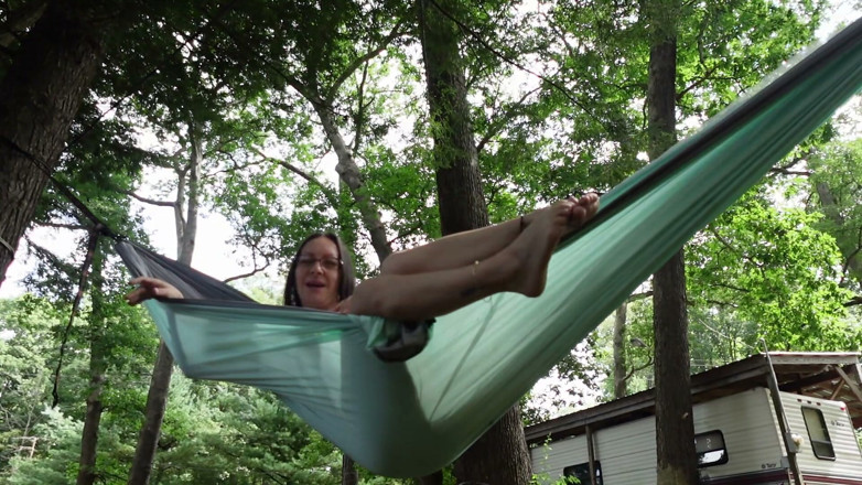 Raven Willow: Hammock Dreams &amp; Dirty Bare Feet