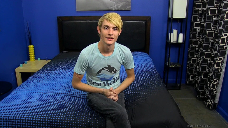 Lollipop Twinks: Preston s-a întors pentru "milionia Dată"