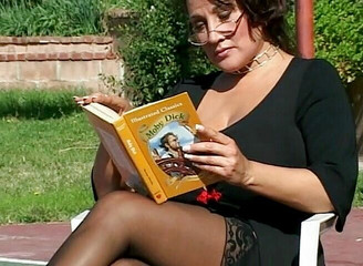 MILF my Cock: Milf šuká na tenisovém kurtu