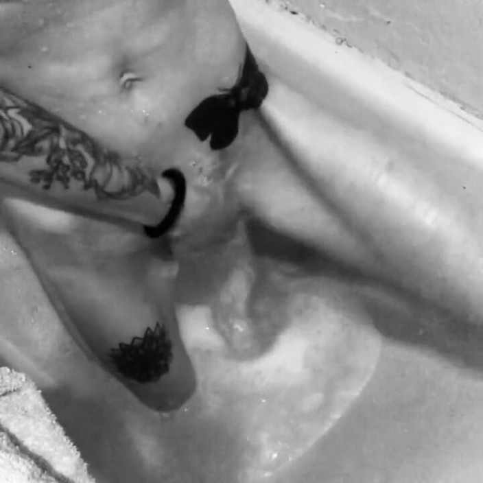 CandyHardX: Candyhard kamar mandi solo