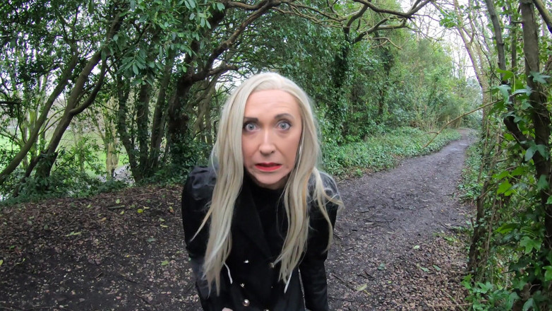 The Midnight Minx: Przystanek leśny i Wank Fun X