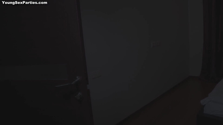 Young Sex Parties: Festa del sesso scambista