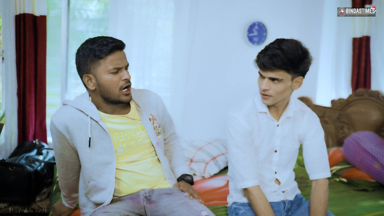 Cine Flix Media: Desi Indische 18+ tienermeisje gangbang met vier jongens hardcore neuken 1ste keer (Hindi-audio)