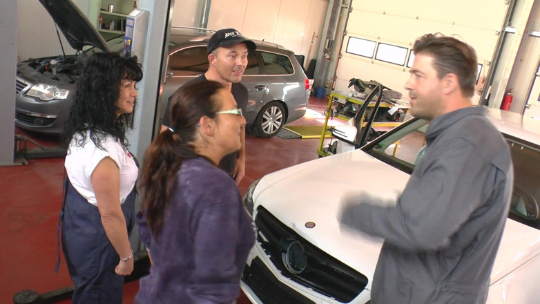 Erotic Club: Sex Party in the Car Garage