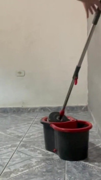 Maid Cleaning the Boss's Room Full of Horny to Give Her Pussy