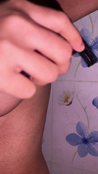 Kiedy czyszczę moją różową cipkę