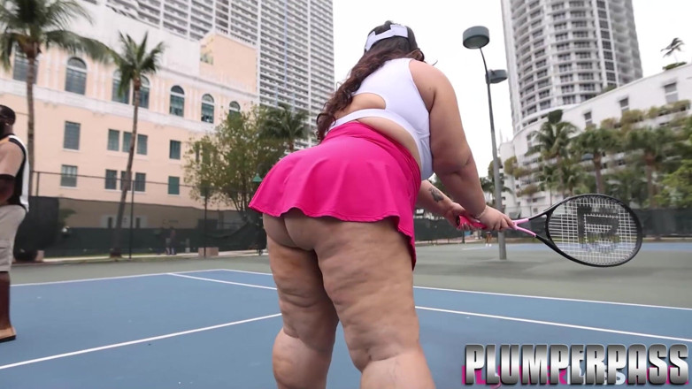 Plumper pass: Plush Plumper Luna Lark Takes BBC Balls After Tennis