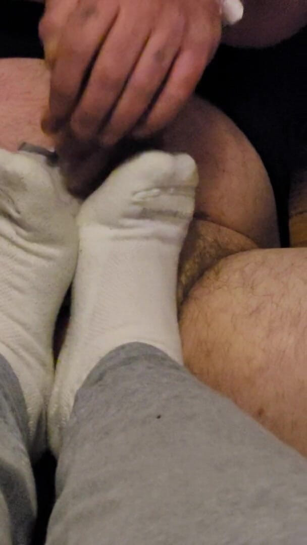 Miss Sock trampler: CBT mit socken