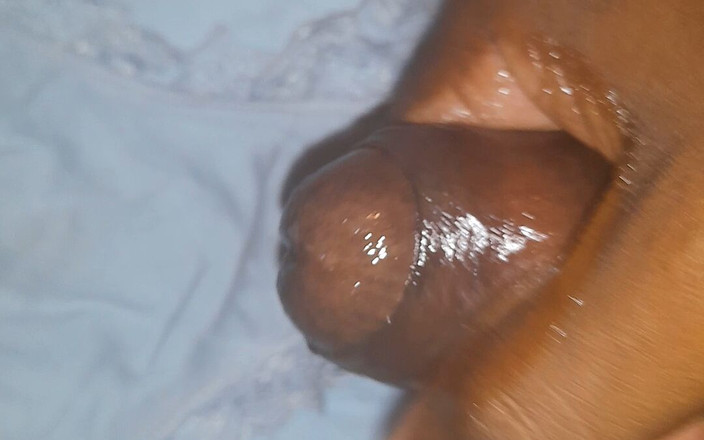 Black guy: Spermashot på hennes trosor scen 2