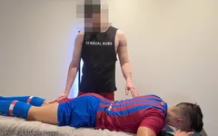 Enorme sborrata dopo un massaggio erotico con footballsoxjock