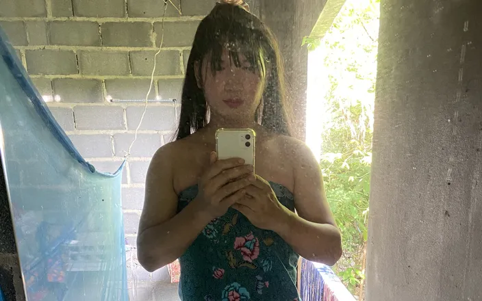 Fampfy Nana: Want to Sex Solo