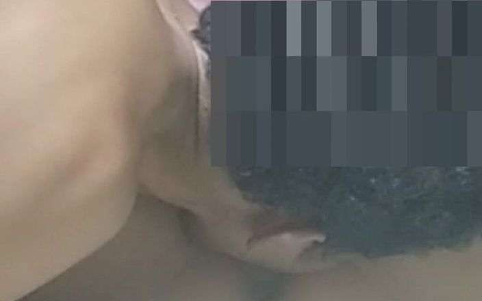 Swingers asian: インドネシアの十代のボー女の子の猫舐めまでオーガズム