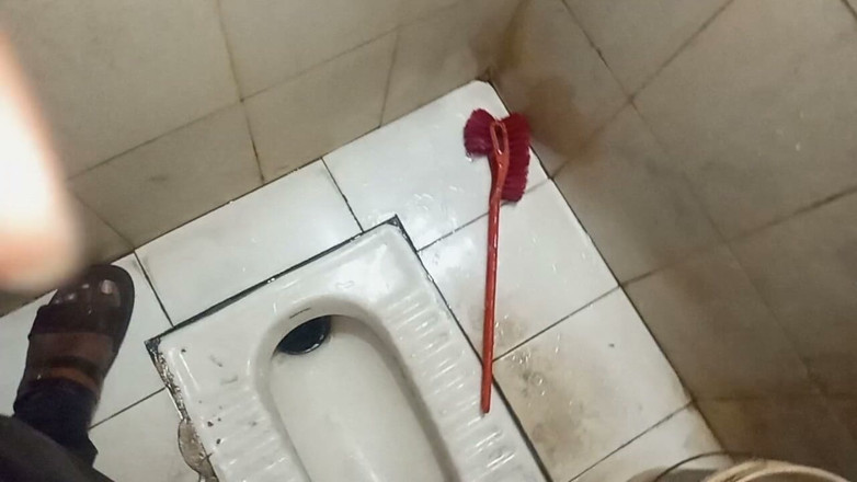 Fucking my wife: Karım desi amcık açık havada otelde sikişiyor
