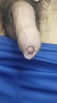 Bombasse sexy dans le short de Barcelone