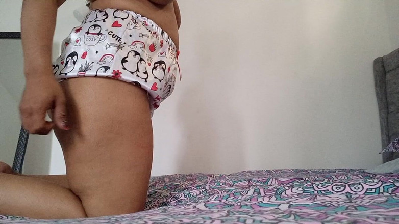PATY PATY: Echtes Paso in Mexiko! Latina mit dickem arsch massiert ihre...