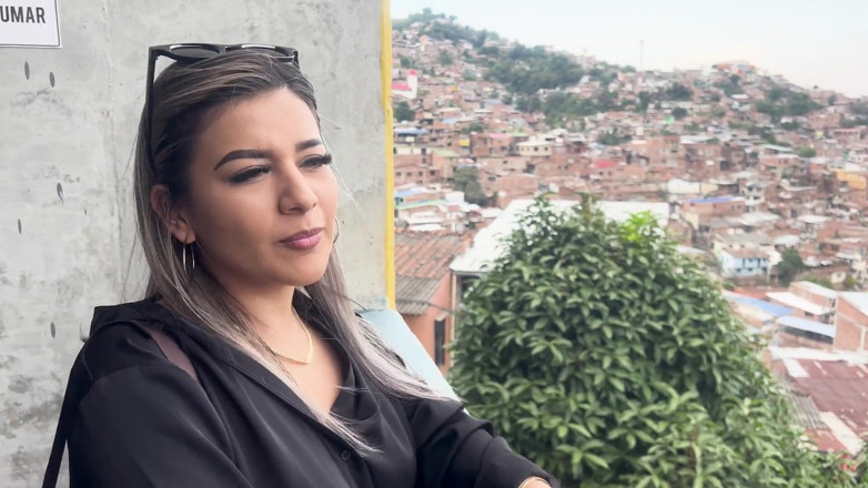 Naty Delgado: Šukám a kouřím ptáka venku do nejlepšího přítele mého nevlastního...