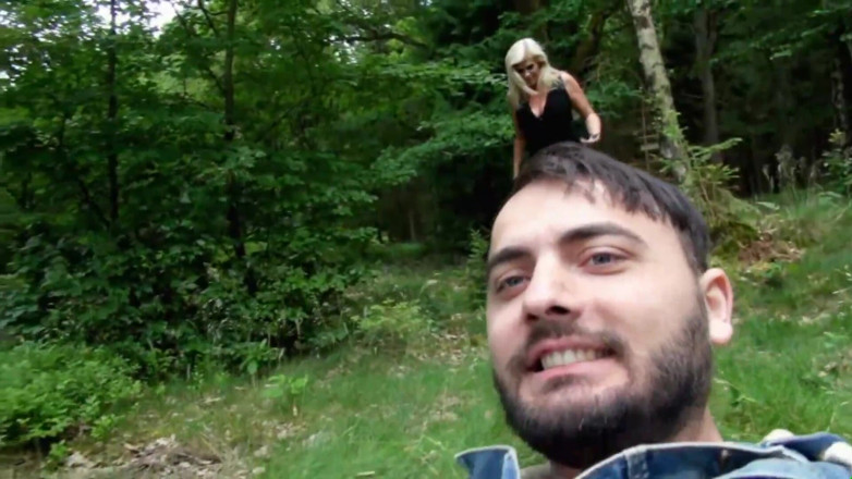 Deutschland porn: German Amateur MILF with Big Tits Outdoor Fucked in Countryside