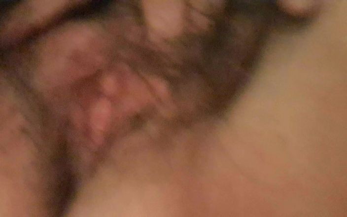 Mommy big hairy pussy: Hairy Vagina of Mature MILF Close up