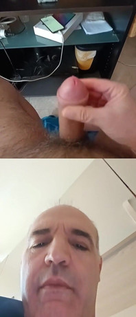 Tôi sục cu của tôi trên màn hình đôi