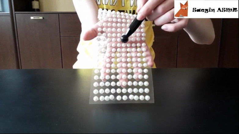 Saegin: 1[ASMR] Menggaruk rhinestones (tanpa bicara)
