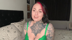 Miss Valentina: Süßes britisches findom