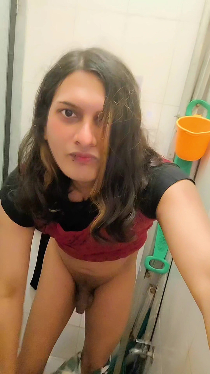 Zoyasazadai: Zoya shezadi sono un andare nella mia piccola stanza segreta...