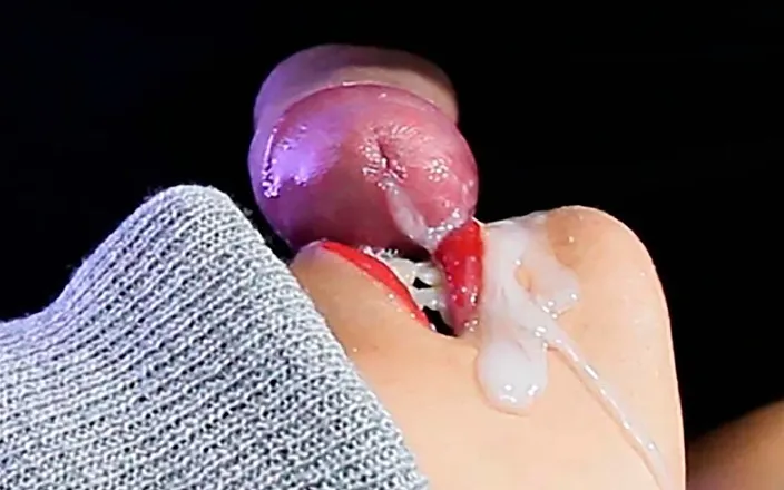 Afrodita: The Best Mouth Eating Cum! a Great Blowjob