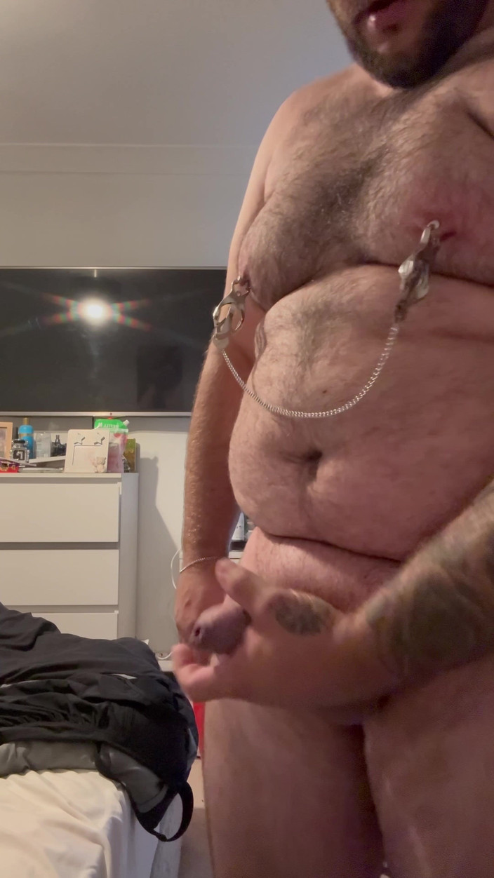 Shaun Cbt: Unterwäsche crossdress mit undercover-bondage und nippelklemmen