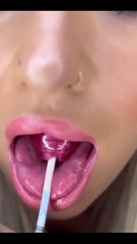 Pussy pops